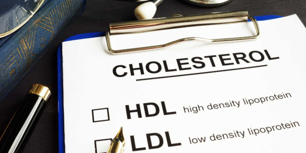 Colesterolul Total: Ce Înseamnă Când Este Mărit sau Scăzut și Cum Îți Afectează Sănătatea